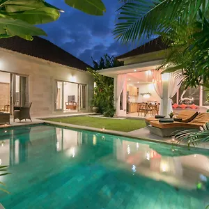 https://villa-briana-seminyak.hotelsseminyak.net